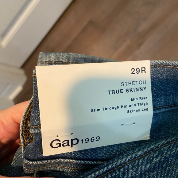 Gap True Skinny Stretch Mid Rise Jeans 29R (NWT) - Picture 6 of 11